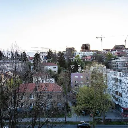 Centar Lux Apartmán *